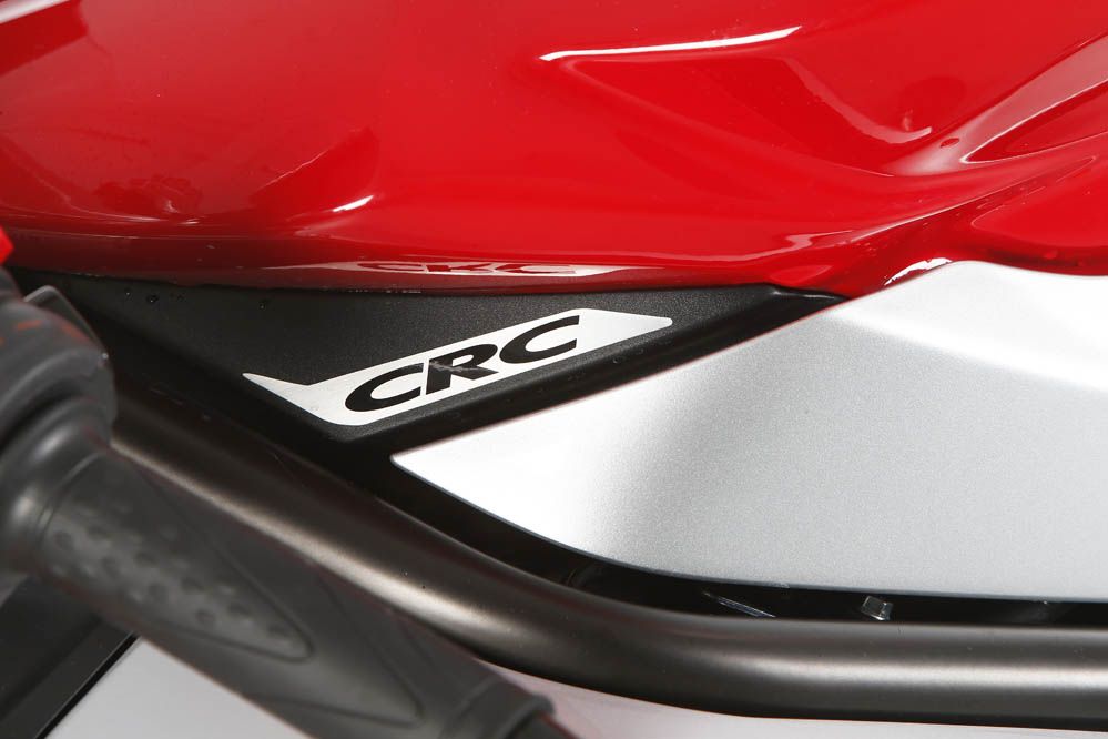 Comparativa: Ducati 899 Panigale - Mv Agusta F3 800. Galería de fotos.