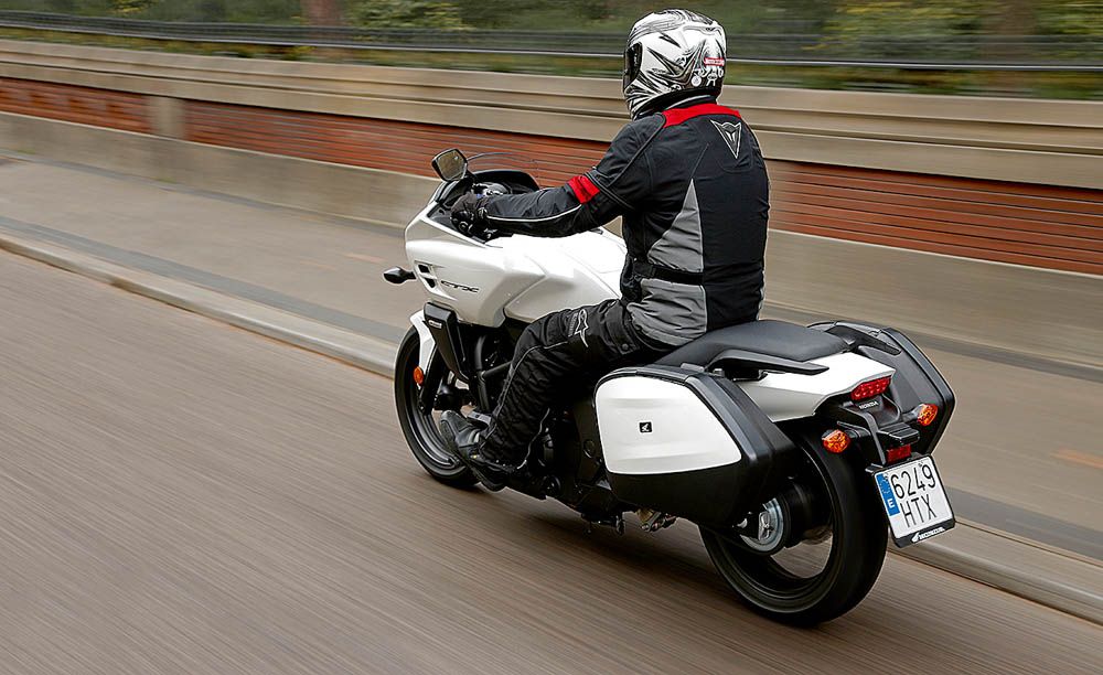 Honda CTX700. Galería de fotos
