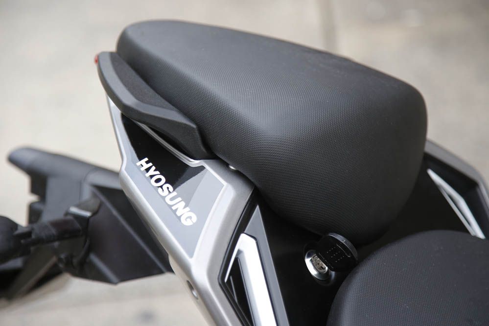 Hyosung GD250N EXIV. Galería