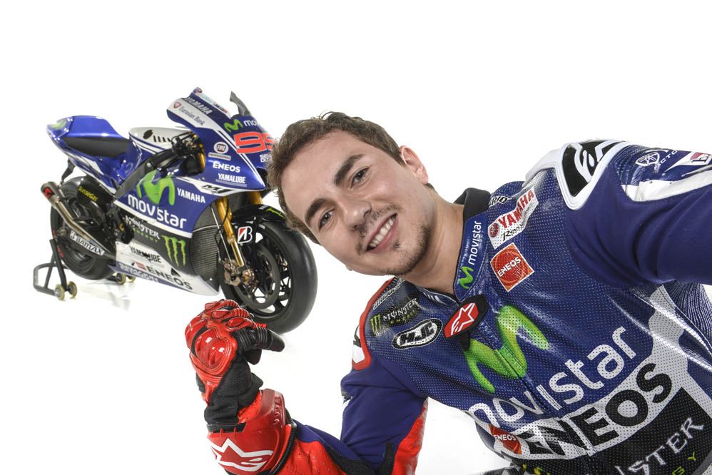 Las Yamaha de Lorenzo y Rossi con los colores de Movistar