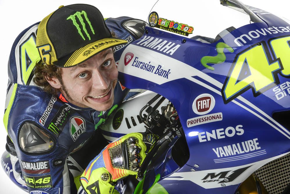 Las Yamaha de Lorenzo y Rossi con los colores de Movistar