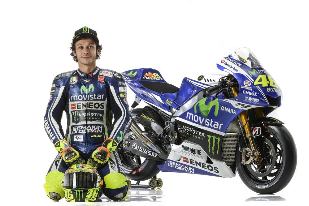 Las Yamaha de Lorenzo y Rossi con los colores de Movistar
