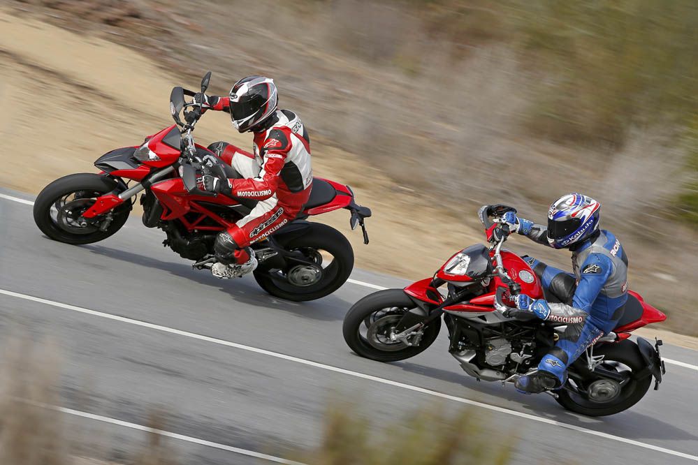 Comparativa Ducati Hypermotard y MV Agusta Rivale 800. Galería de fotos