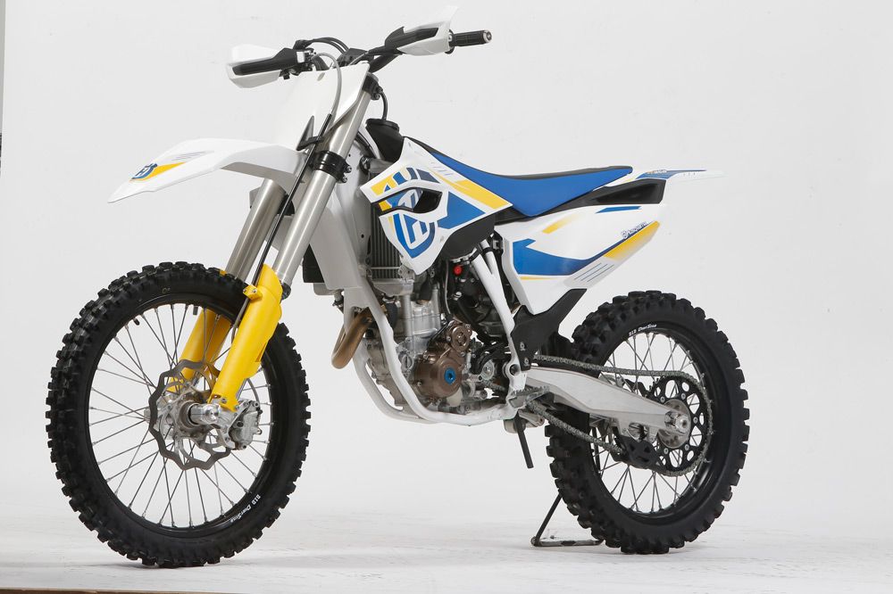 Galería de fotos de la comparativa motocross 250 2014: honda, hsuqvarna, kawasaki, suzuki y yamaha