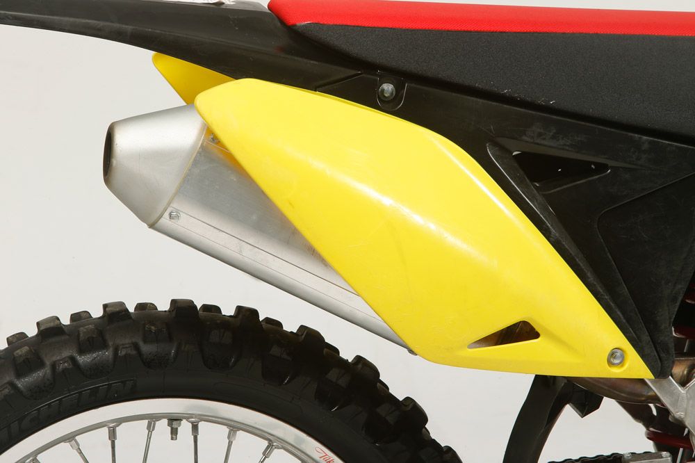 Galería de fotos de la comparativa motocross 250 2014: honda, hsuqvarna, kawasaki, suzuki y yamaha