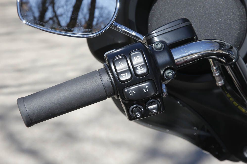 Harley-Davidson Tri Glide Ultra. Galería de fotos