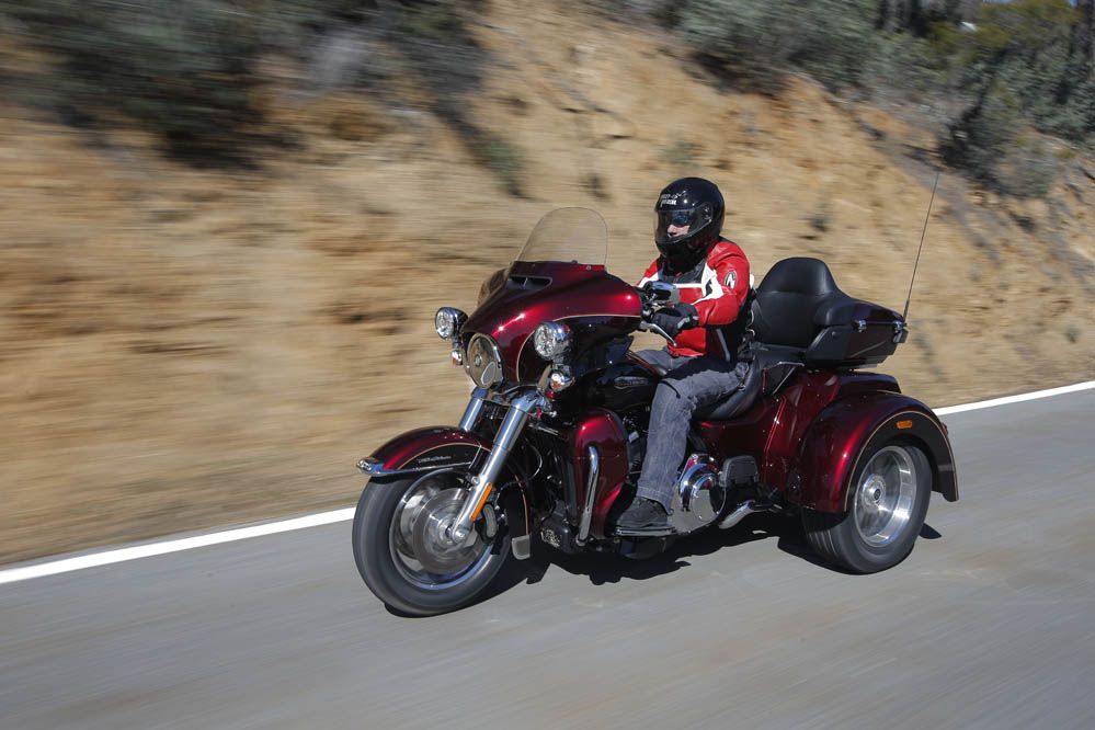 Harley-Davidson Tri Glide Ultra. Galería de fotos