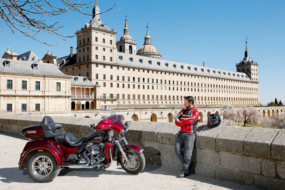 Harley-Davidson Tri Glide Ultra. Galería de fotos
