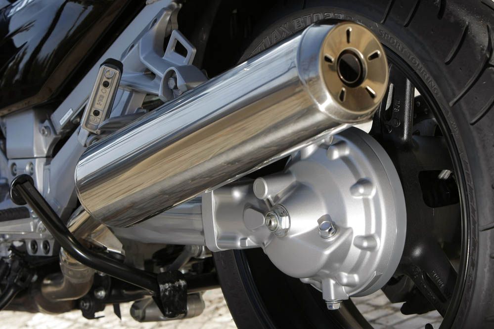 Fotos Comparativa BMW R 1200 RT, Triumph Trophy SE, Yamaha FJR1300A