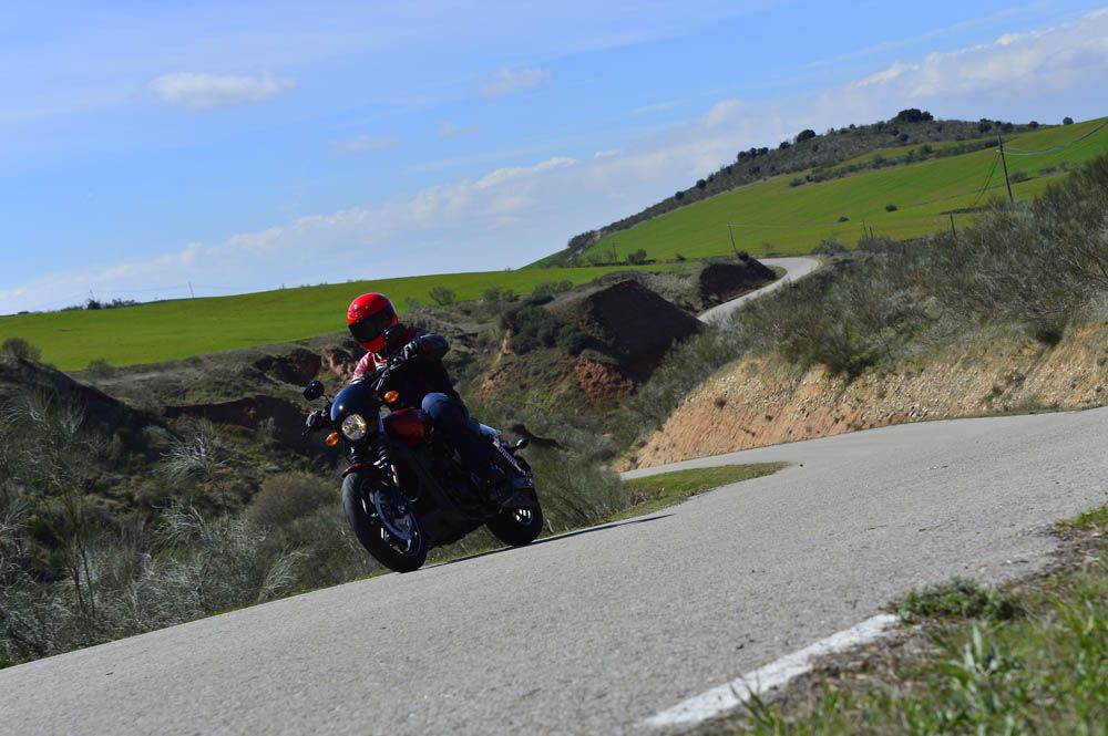 Fotos Harley-Davidson Street 750