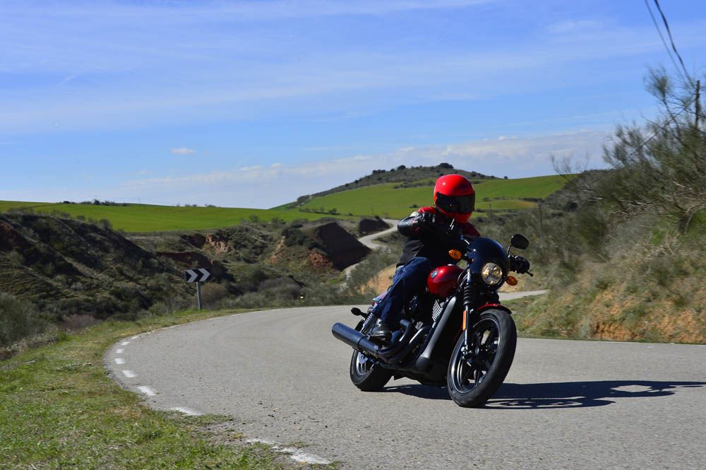 Fotos Harley-Davidson Street 750