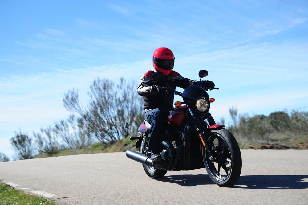 Fotos Harley-Davidson Street 750