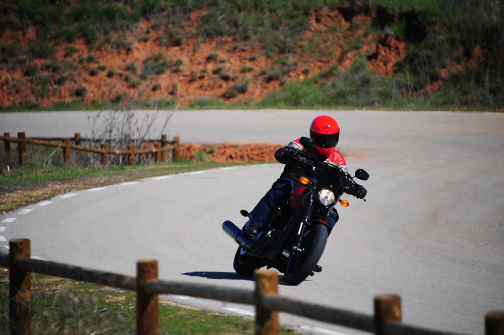 Fotos Harley-Davidson Street 750