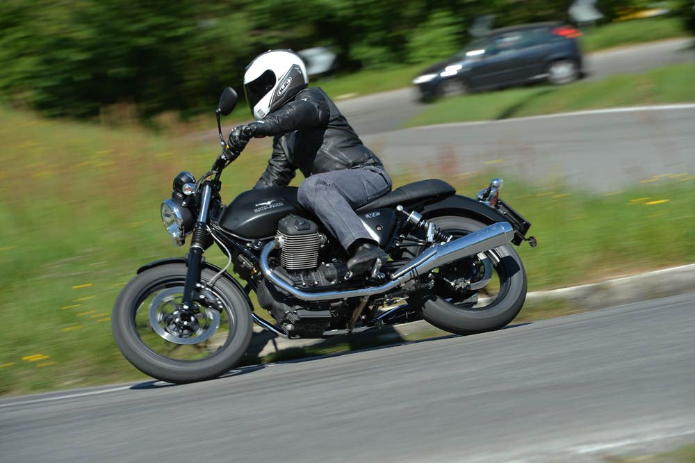 Moto Guzzi V7 2014. Fotos