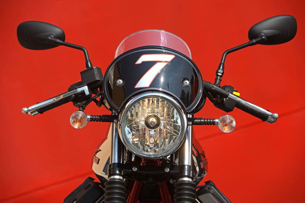 Moto Guzzi V7 2014. Fotos