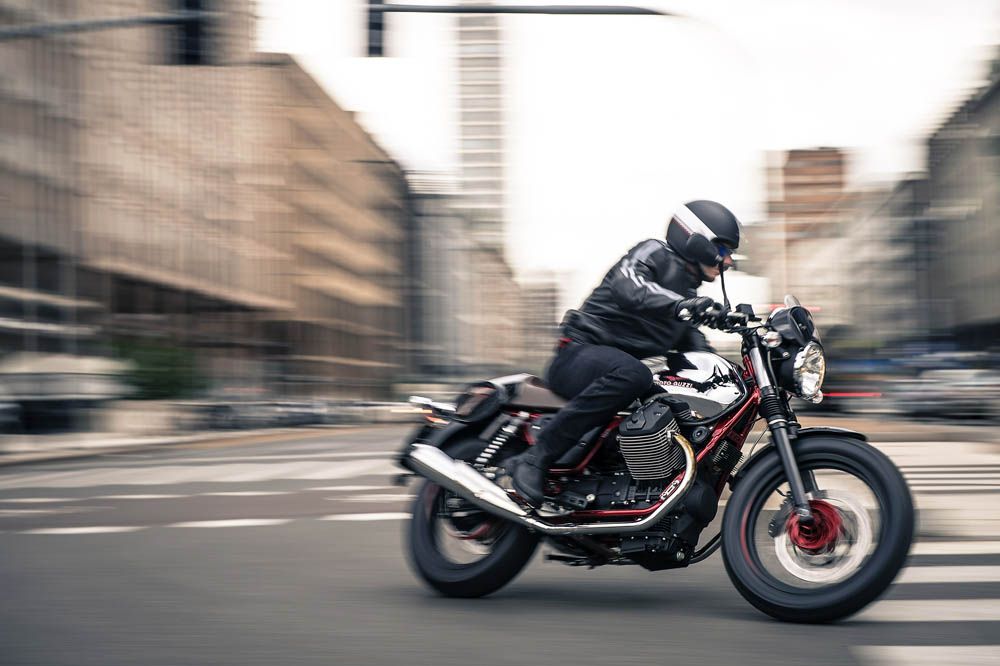 Moto Guzzi V7 2014. Fotos