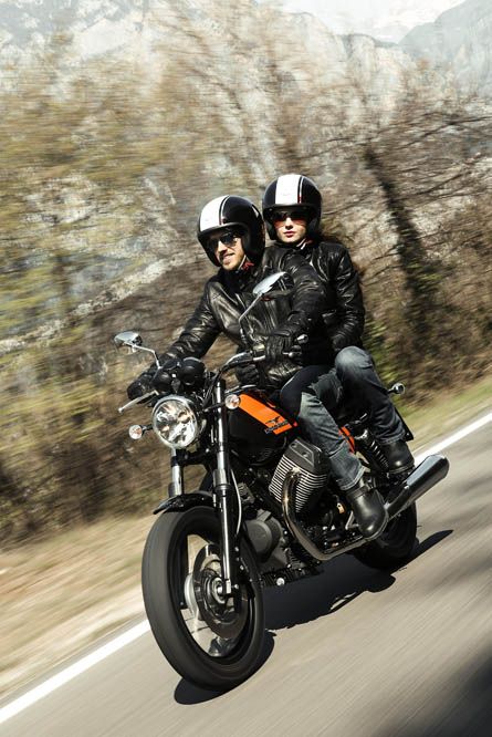 Moto Guzzi V7 2014. Fotos