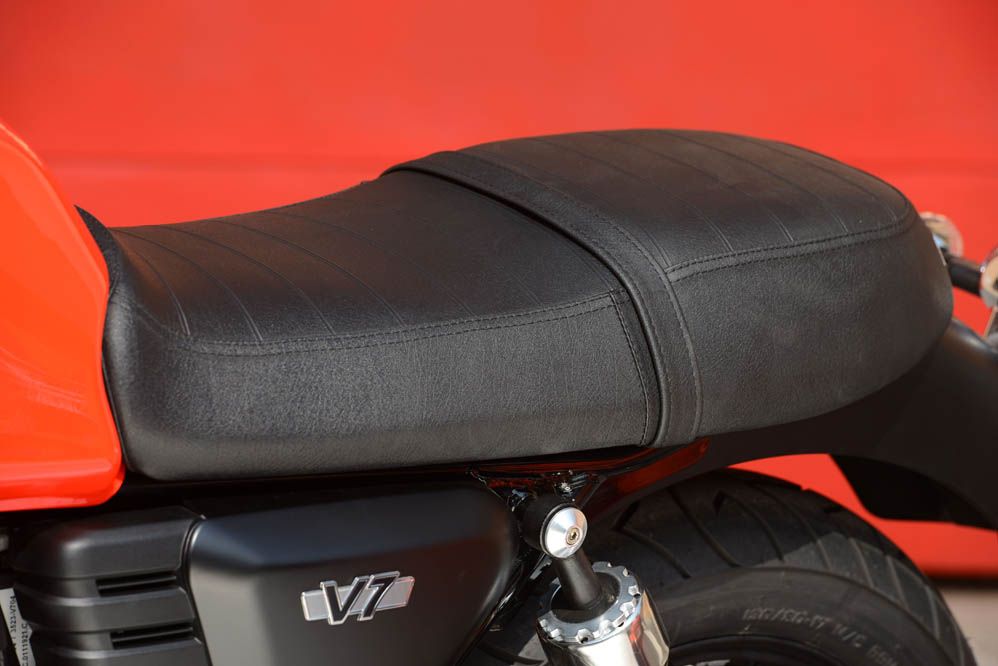 Moto Guzzi V7 2014. Fotos