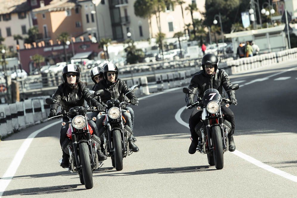 Moto Guzzi V7 2014. Fotos