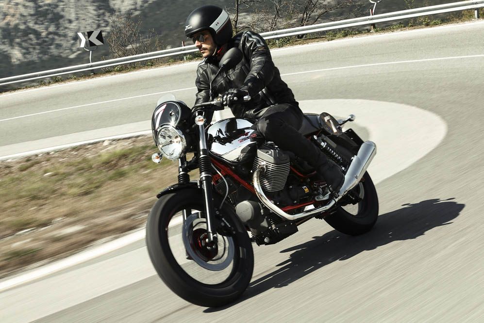 Moto Guzzi V7 2014. Fotos