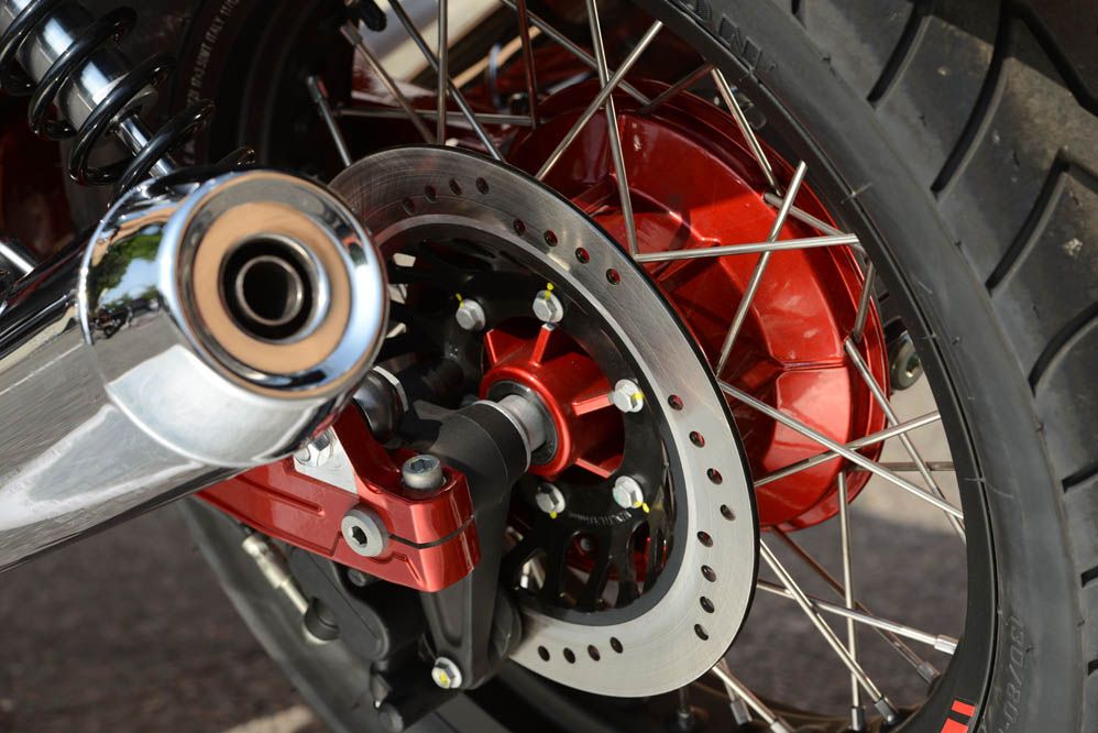 Moto Guzzi V7 2014. Fotos