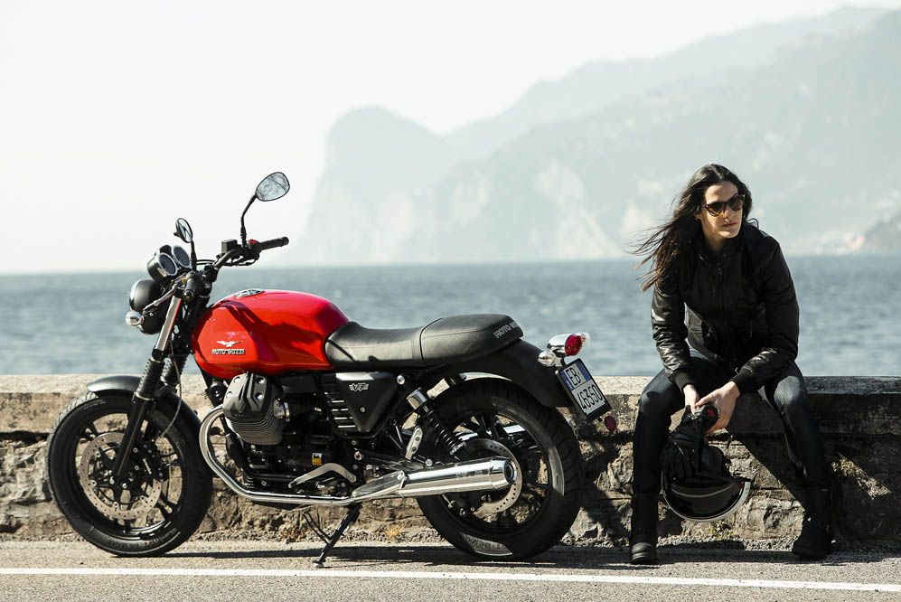 Moto Guzzi V7 2014. Fotos