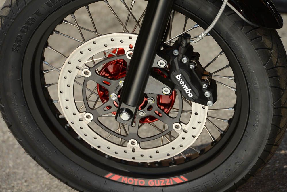 Moto Guzzi V7 2014. Fotos