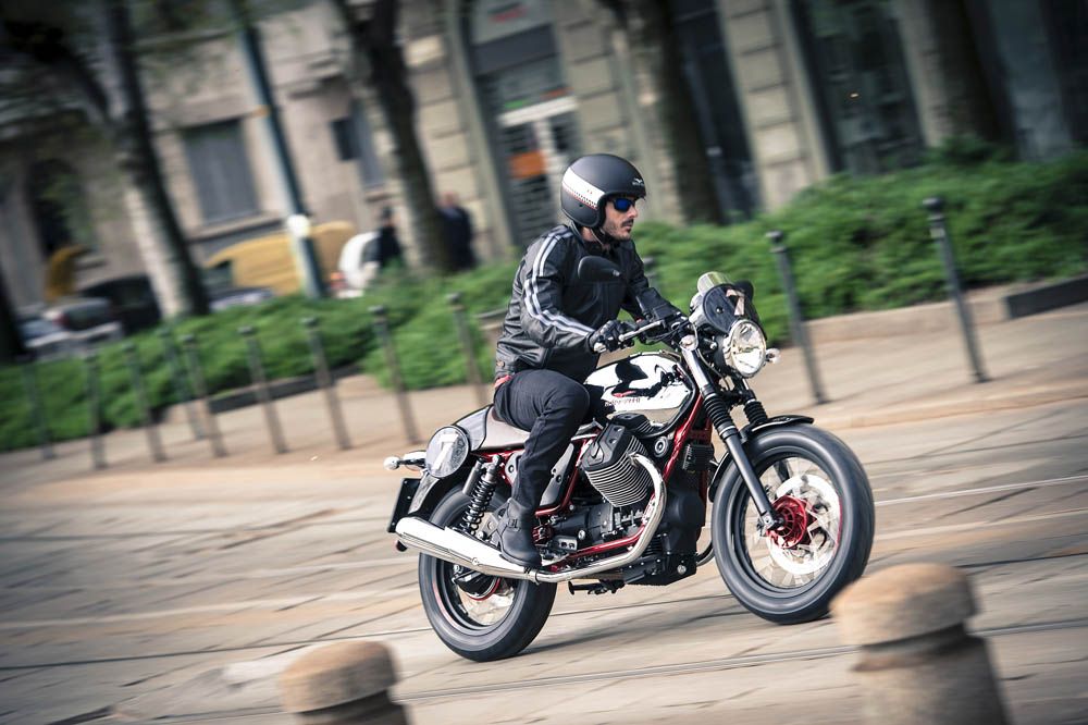 Moto Guzzi V7 2014. Fotos