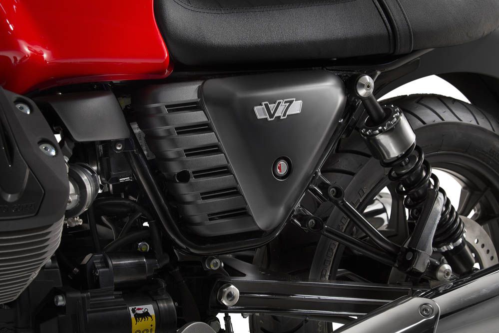 Moto Guzzi V7 2014. Fotos