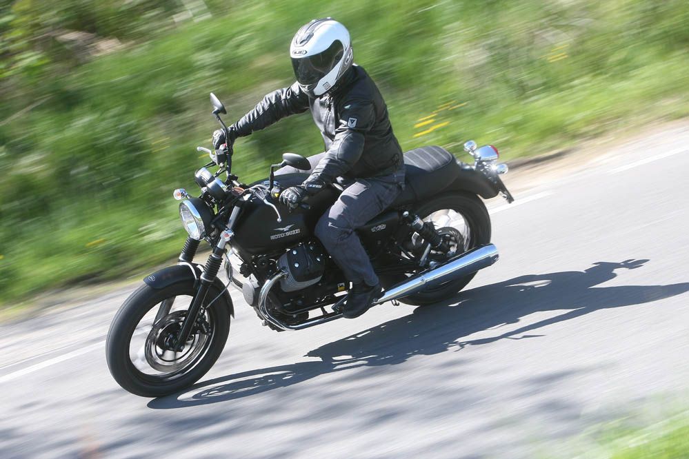 Moto Guzzi V7 2014. Fotos