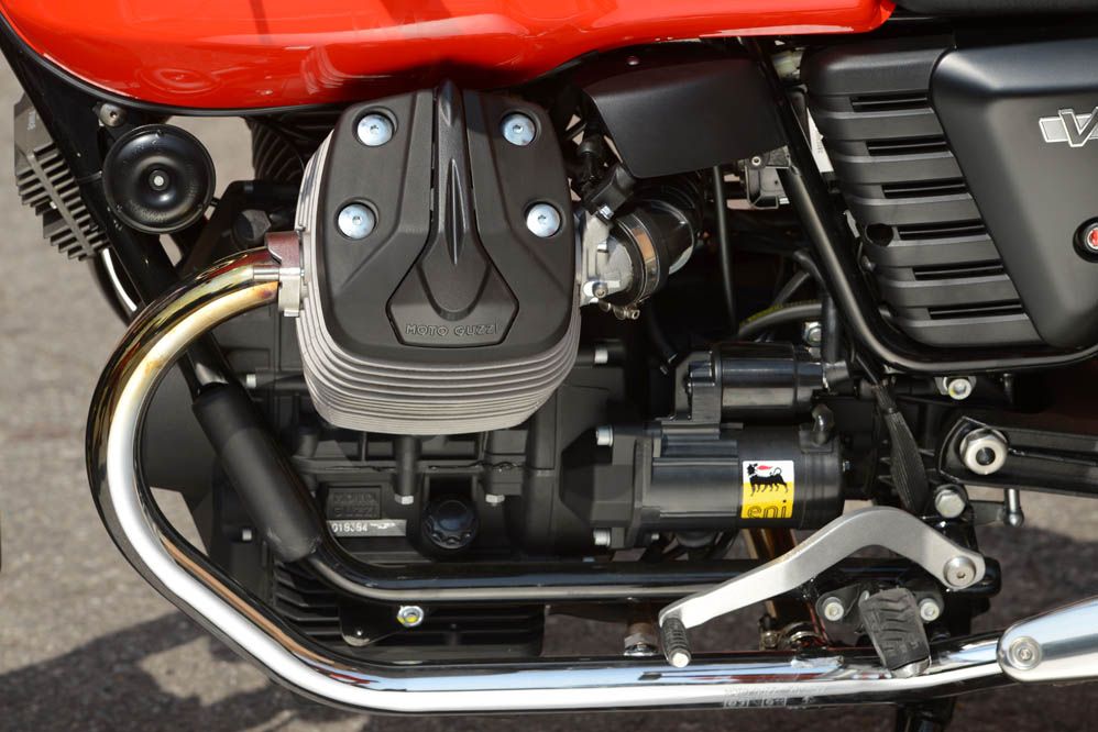 Moto Guzzi V7 2014. Fotos