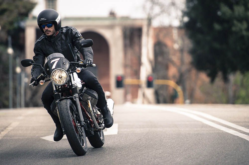 Moto Guzzi V7 2014. Fotos