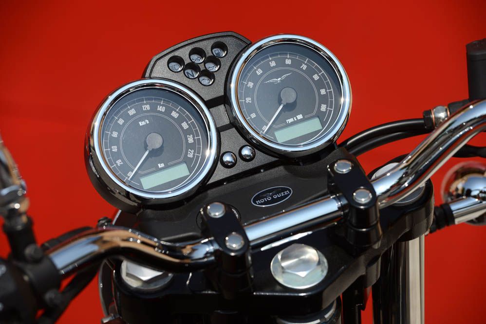 Moto Guzzi V7 2014. Fotos