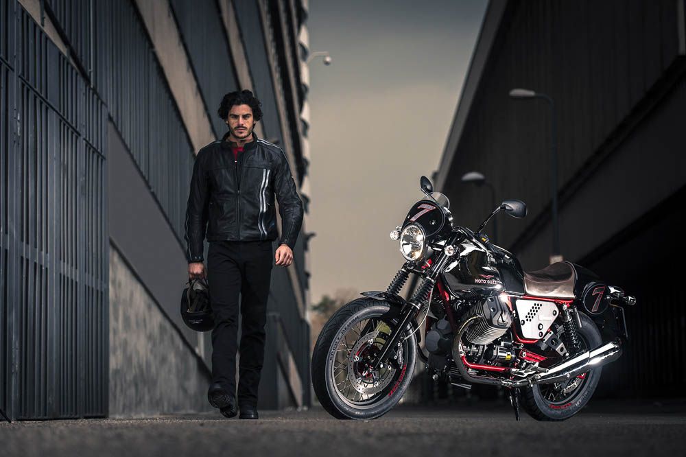 Moto Guzzi V7 2014. Fotos