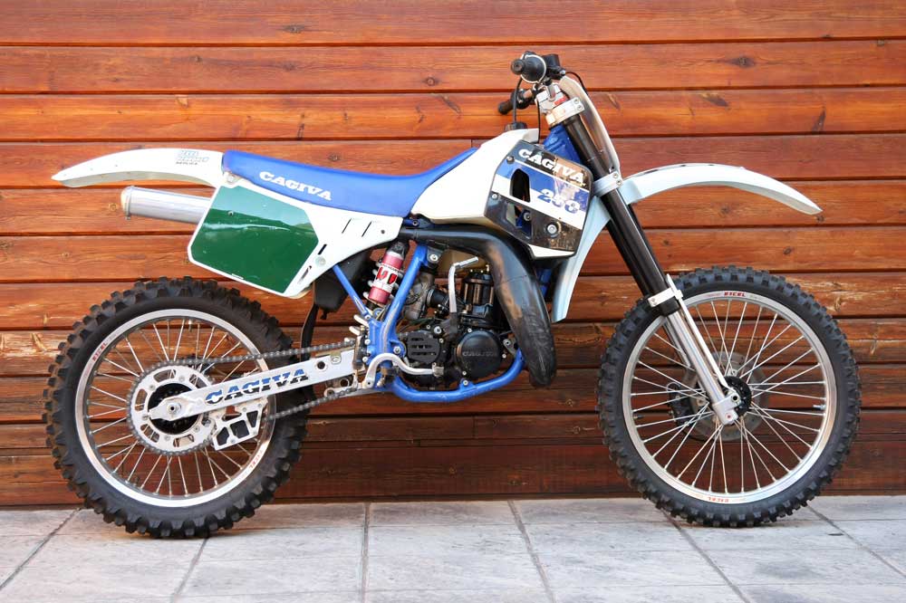 Galeria de fotos CAGIVA WMX 250 VEKHONEN REPLICA 1989