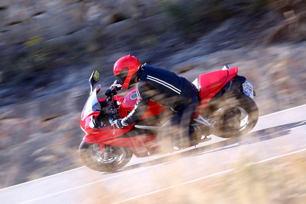 Prueba de la Honda VFR800F. Galería