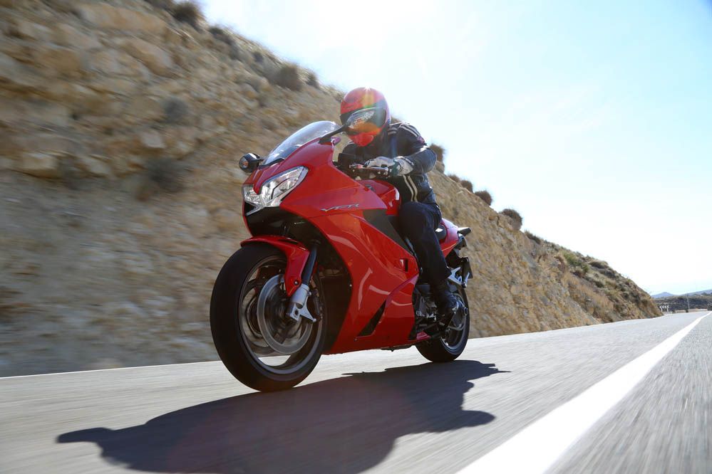 Prueba de la Honda VFR800F. Galería