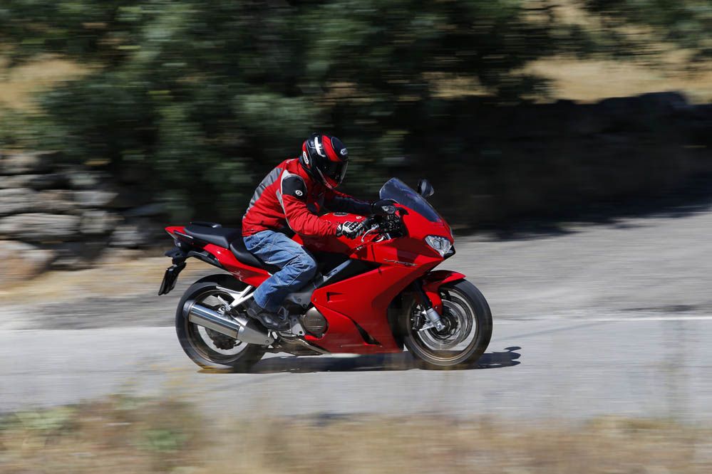 Prueba de la Honda VFR800F. Galería
