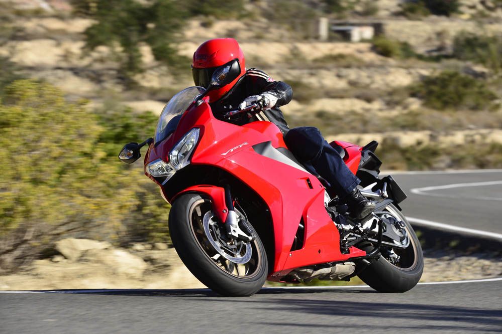 Prueba de la Honda VFR800F. Galería