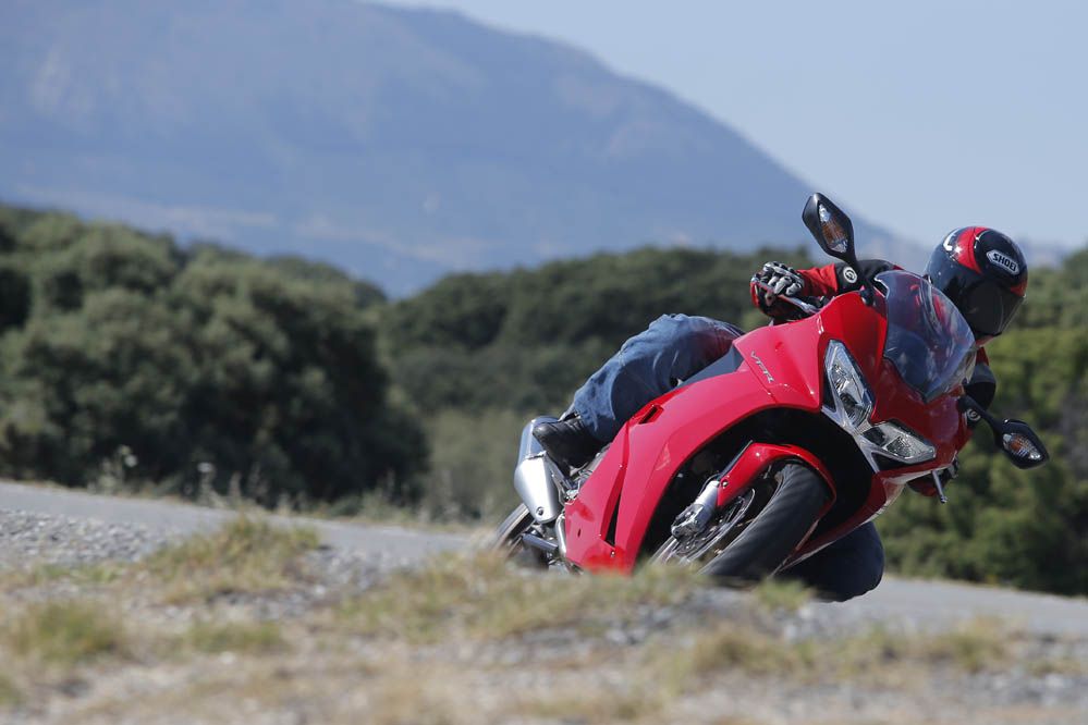 Prueba de la Honda VFR800F. Galería