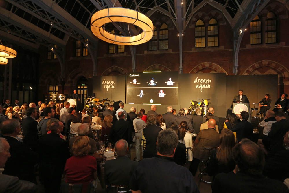 Bultaco presenta en Londres las Rapitan eléctricas. Galería