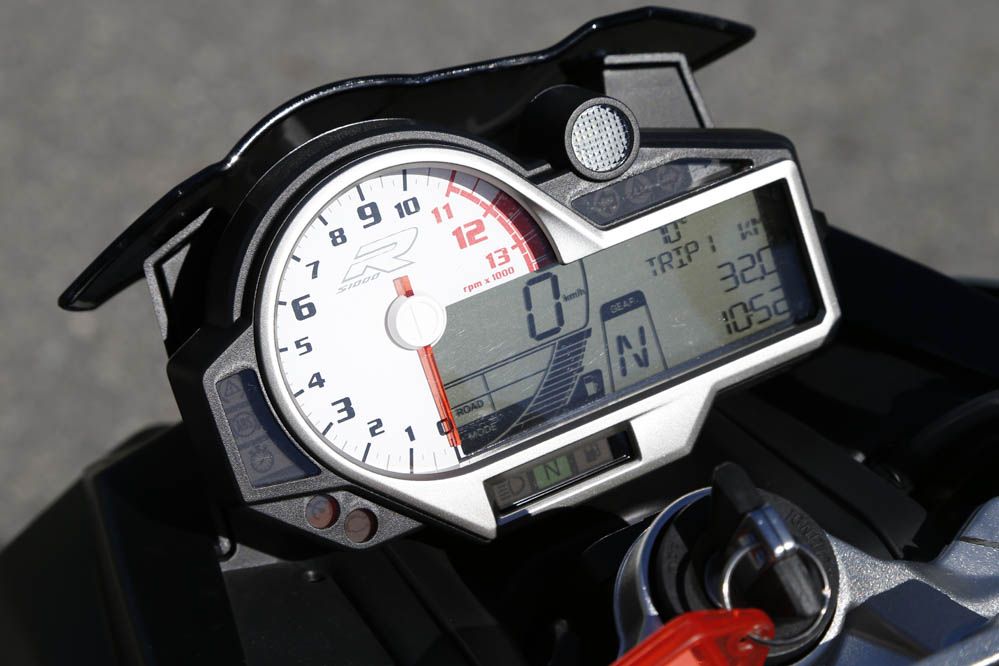 Comparativa naked: BMW, Ducati, Kawasaki y KTM. Galería