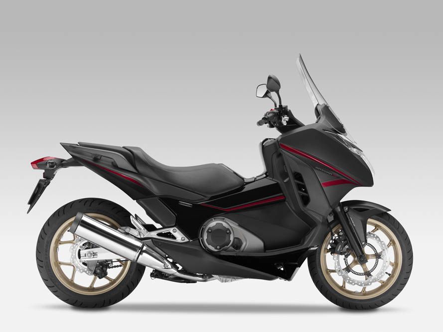 Prueba de la Honda Integra 750. Galería