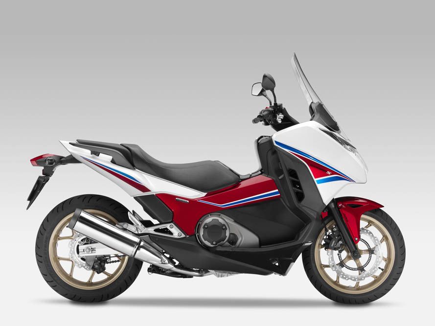 Prueba de la Honda Integra 750. Galería