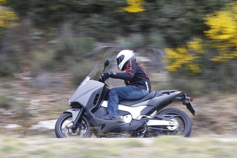 Prueba de la Honda Integra 750. Galería