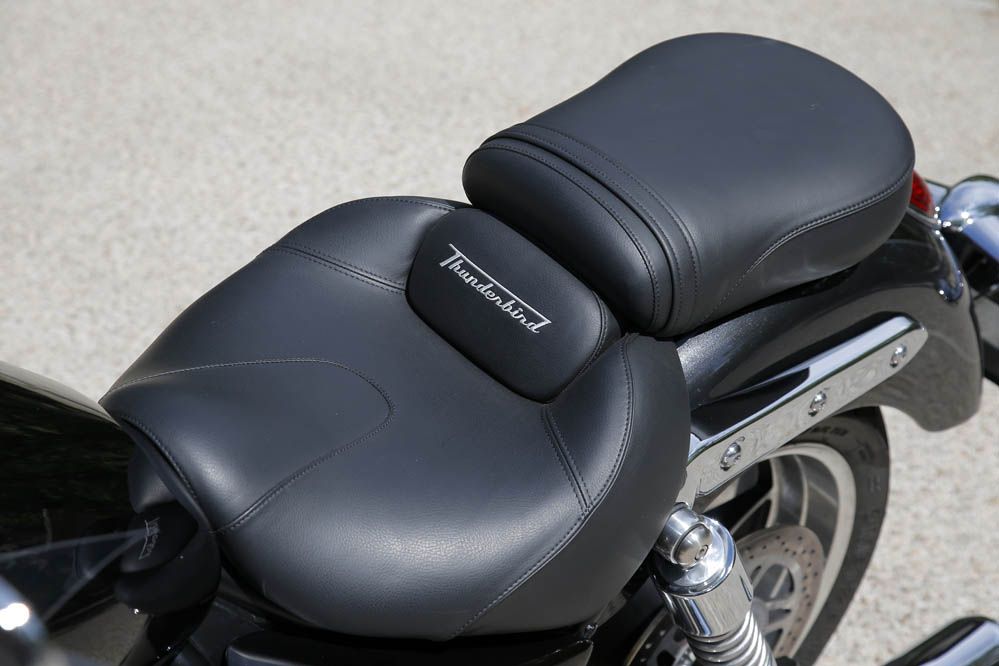 Triumph Thunderbird Commander. Fotos