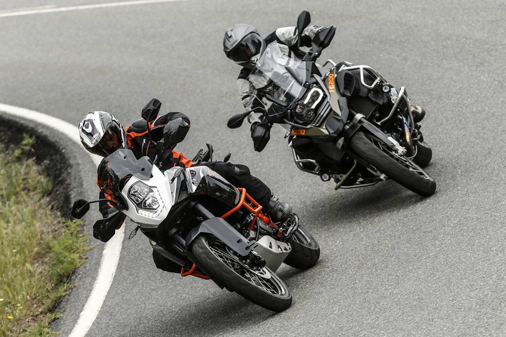 Comparativa BMW R 1200 GS Adventure vs KTM 1190 Adventure R. Fotos