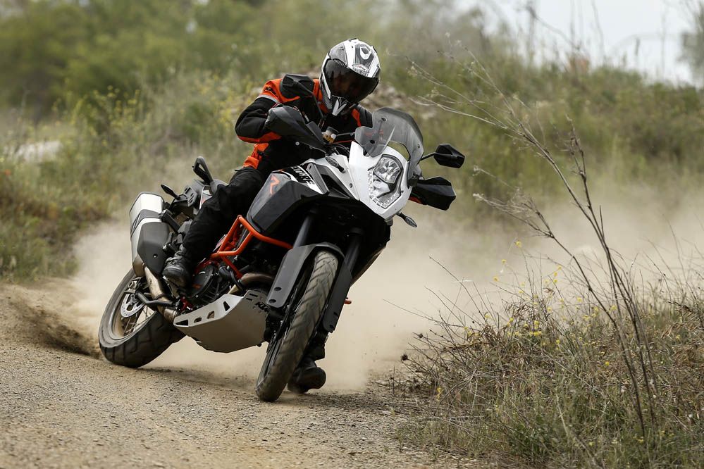 Comparativa BMW R 1200 GS Adventure vs KTM 1190 Adventure R. Fotos