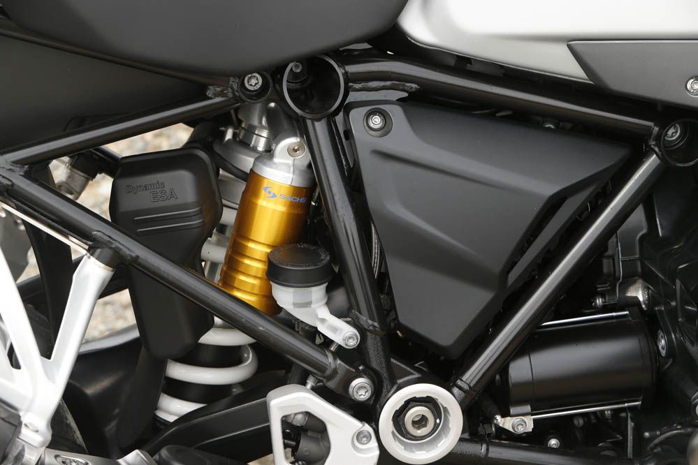 Comparativa BMW R 1200 GS Adventure vs KTM 1190 Adventure R. Fotos