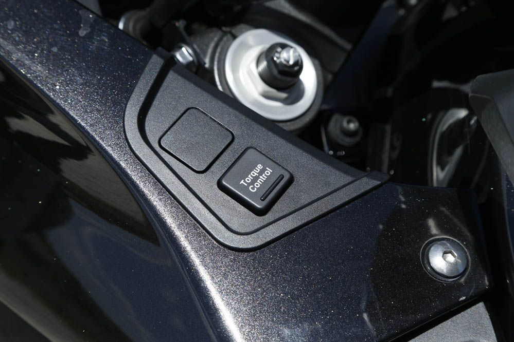 Comparativa maxitrail japonesa: Honda, Suzuki  y Yamaha. Fotos